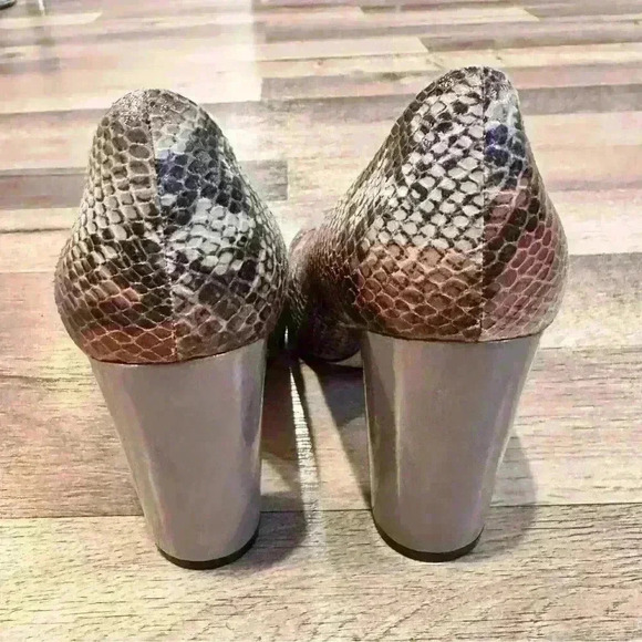 Sz. 7.5M Calvin Klein Snake Skin Print Heels - Picture 5 of 7